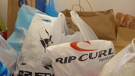 THU_02 Shopping, shopping, shopping